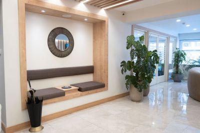 Photo 5 de YEG DENTAL CLINIC à Istanbul