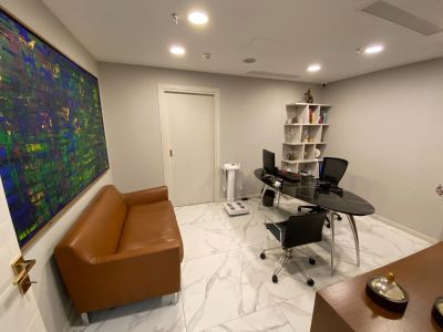 Photo 2 de ÖZEL QUARTZ POLIKLINIK à Istanbul