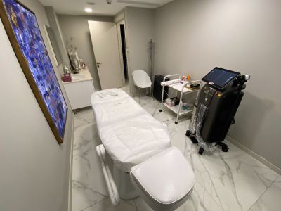 Photo 3 de ÖZEL QUARTZ POLIKLINIK à Istanbul